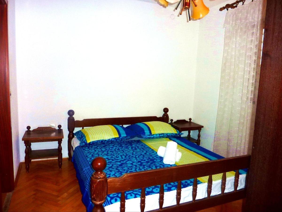 מרינה Apartments With A Parking Space Poljica, Trogir - 11454 מראה חיצוני תמונה